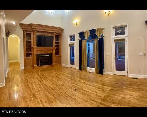 $1,725,000 | 323 Harmon Road, New Tazewell, TN 37825