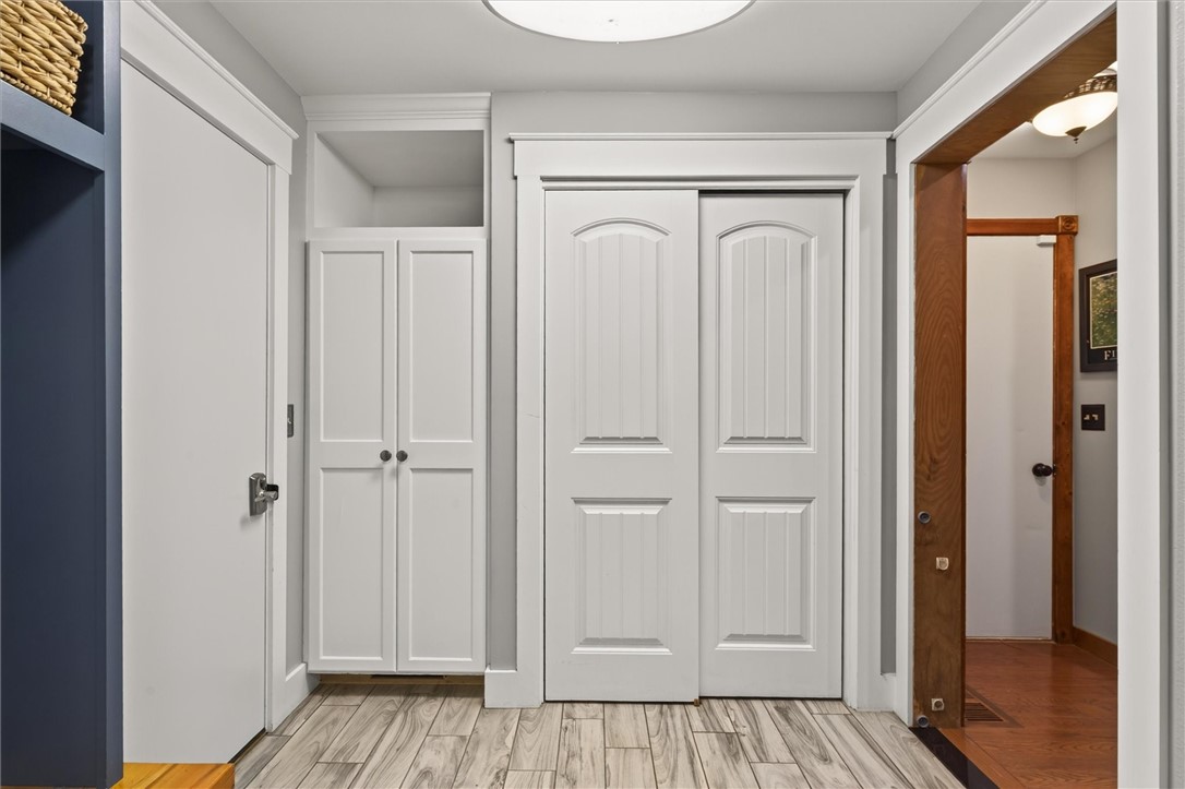 7150 Gauss Road Bloomfield, NY 14469 - Photo 30 of 50 made room and closets and cabinets