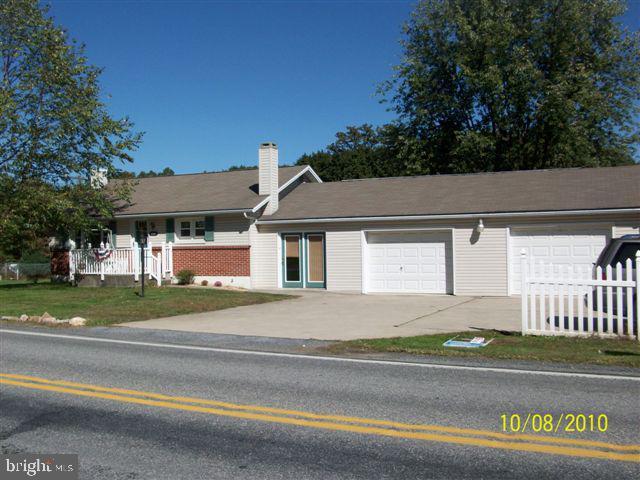 2064 South Forge Road Palmyra, PA 17078 - Photo 1 of 28 Gallery Image 1
