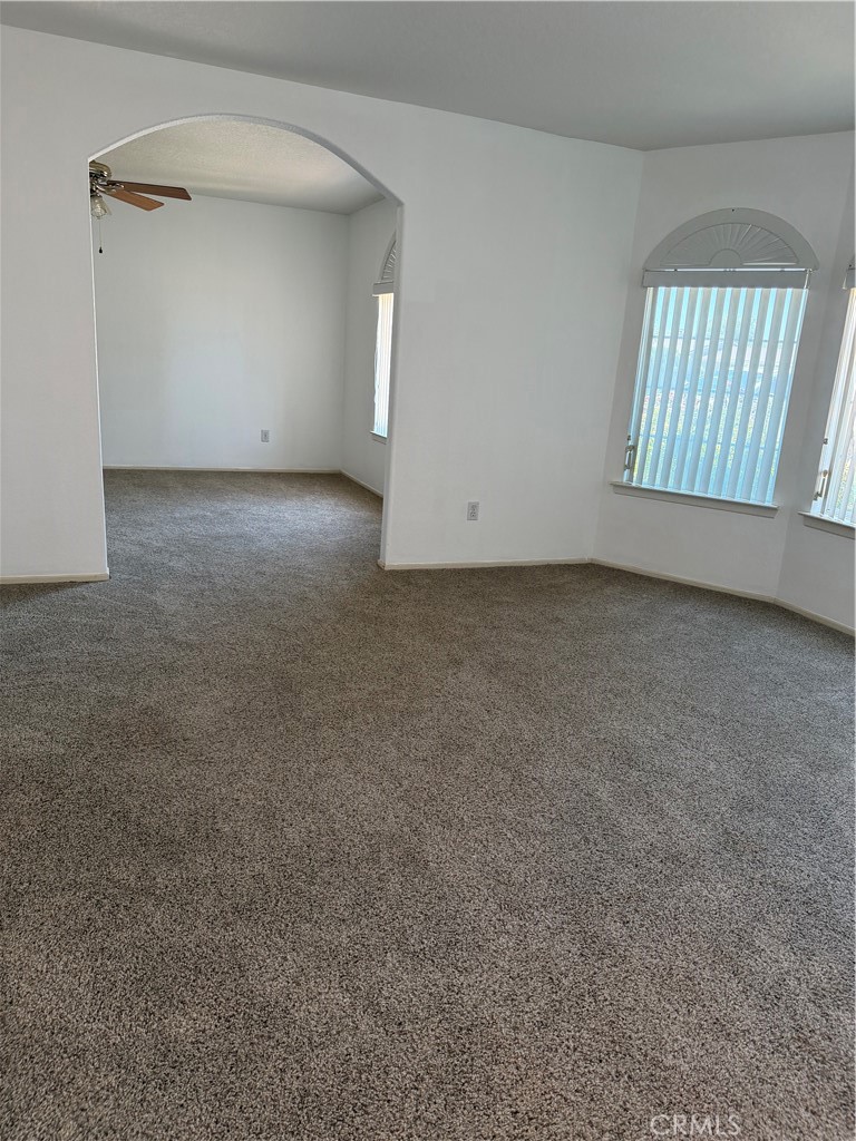 14355 Bochee Road Apple Valley, CA 92307 - Photo 3 of 12