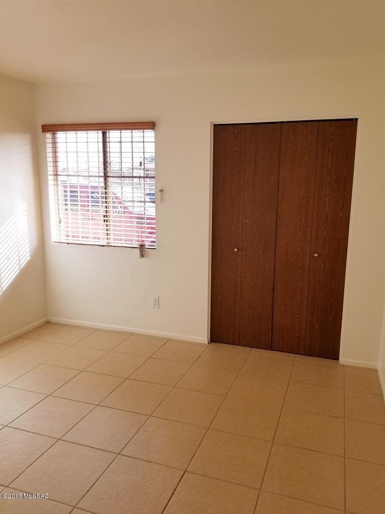 7122 South Missiondale Road, Unit 102 Tucson, AZ 85756 - Photo 12 of 15