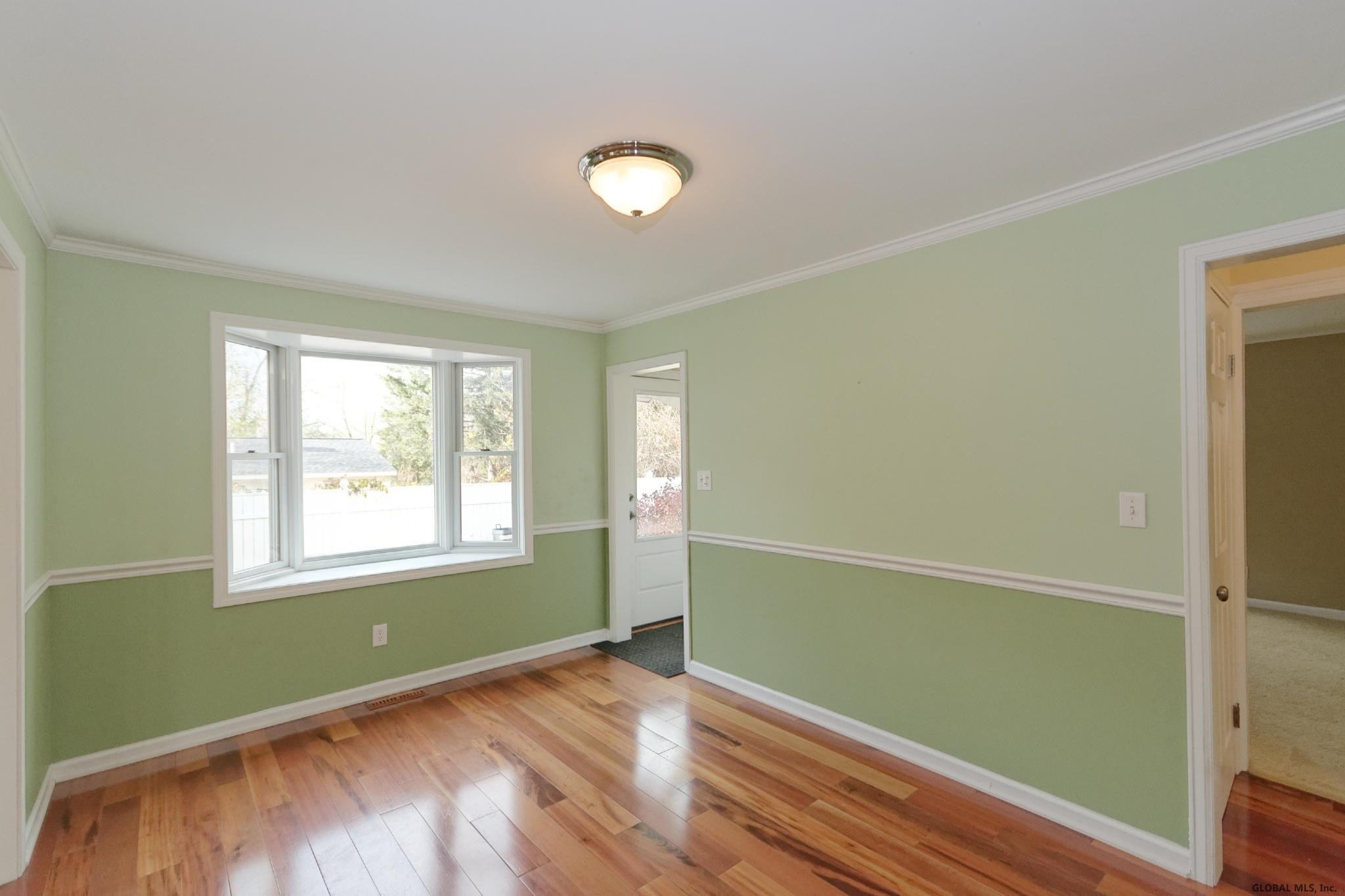 272 Osborne Road Colonie, NY 12211 - Photo 11 of 35 Photo 11