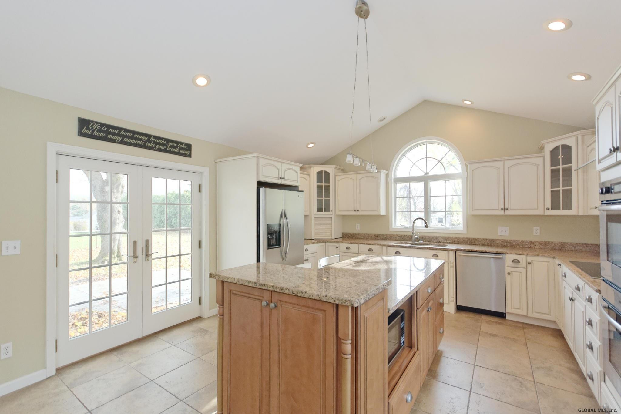 272 Osborne Road Colonie, NY 12211 - Photo 14 of 35 Photo 14