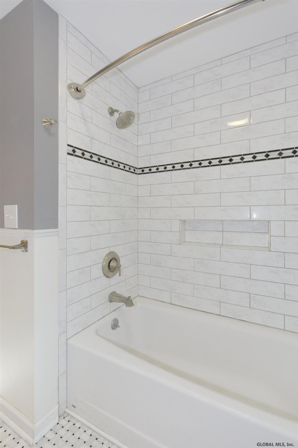 272 Osborne Road Colonie, NY 12211 - Photo 25 of 35 Photo 25