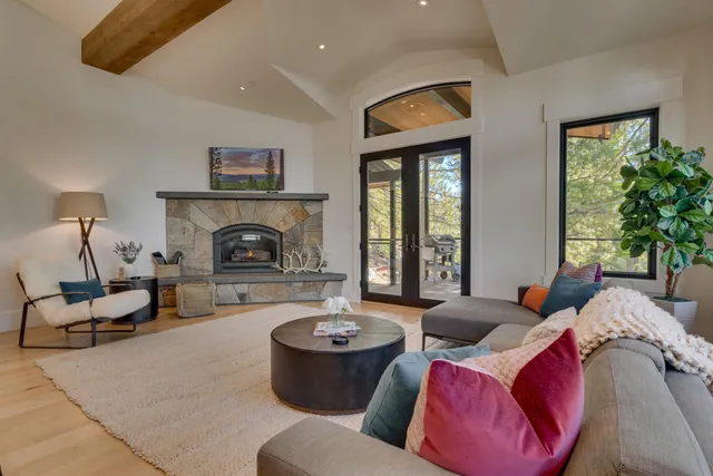 a living room with furniture or fireplace and a large window