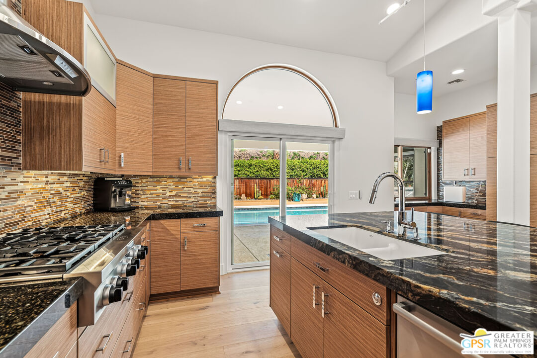 1165 Abrigo Road Palm Springs, CA 92262 - Photo 15 of 50 Gallery Image 15