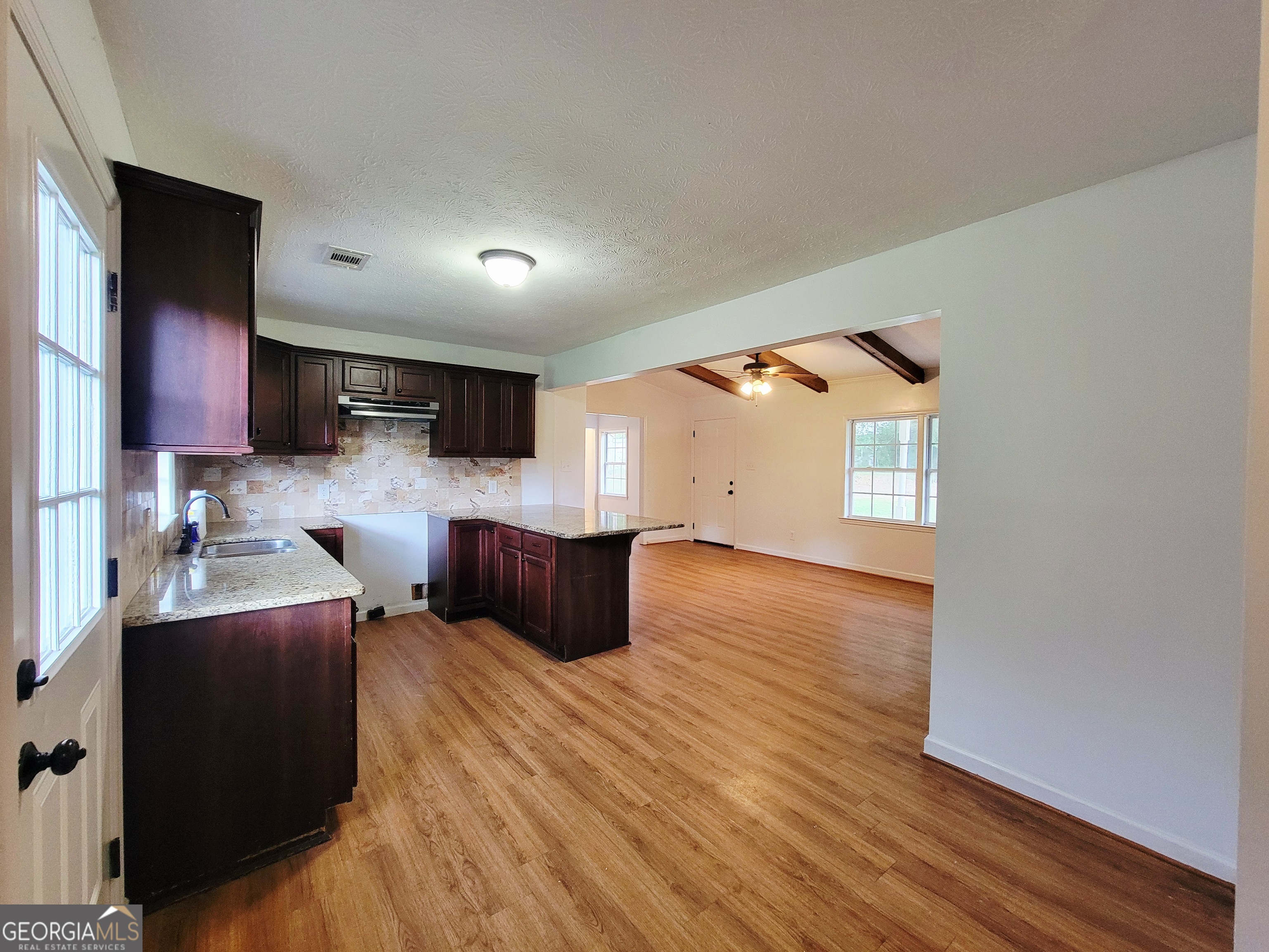 304 Baughs Cross Road West Point, GA 31833 - Photo 7 of 21