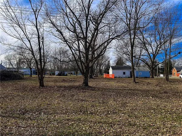 $21,000 | 402 South Broadway Street, Lacygne, KS 66040