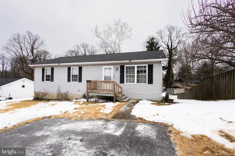 $339,900 | 6315 5th Street, Chesapeake Beach, MD 20732