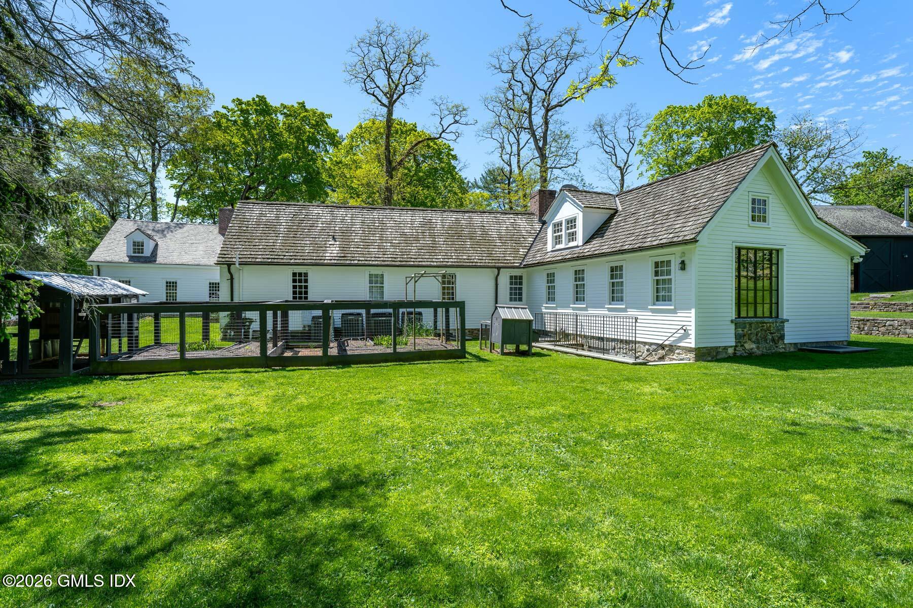 640 Round Hill Road Greenwich, CT 06831 - Photo 35 of 60 640 Round Hill Rd EXT 05-2026 12 - WEB