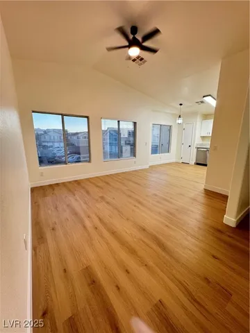 $1,600 | 6428 Saddle Up Avenue, Unit 101, Henderson, NV 89011