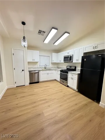 $1,600 | 6428 Saddle Up Avenue, Unit 101, Henderson, NV 89011