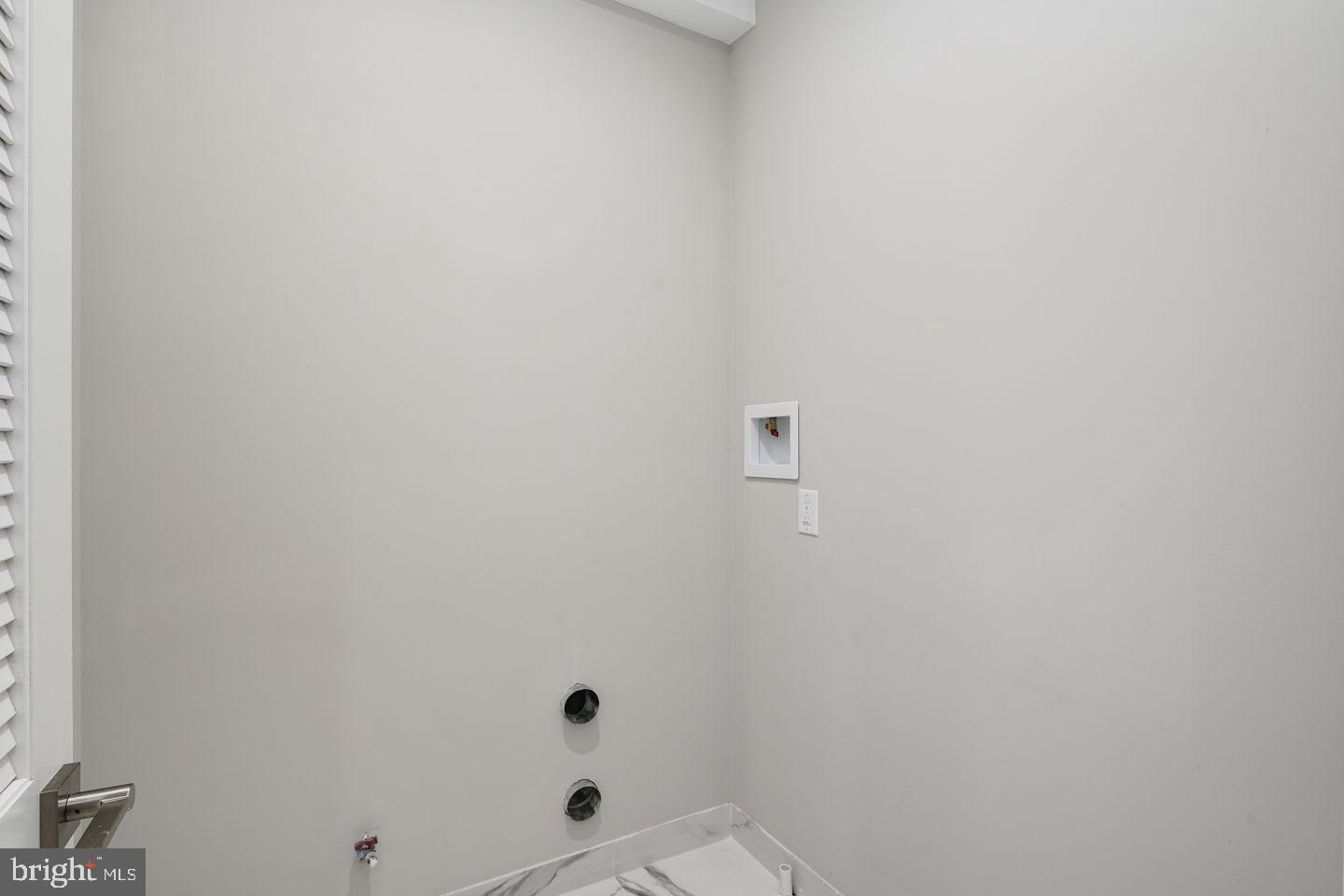 2124 Tasker Street Philadelphia, PA 19145 - Photo 26 of 35