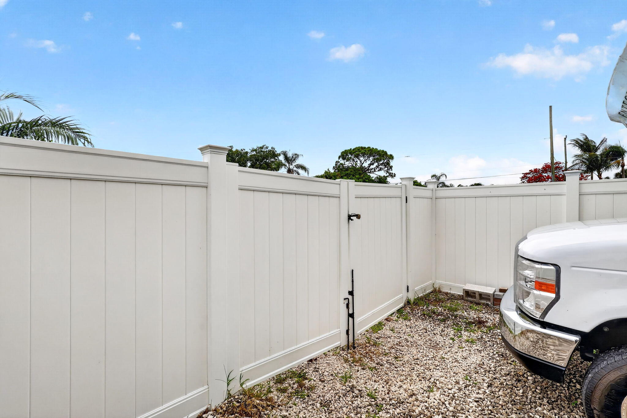 6208 Michael Street Jupiter, FL 33458 - Photo 49 of 60 Separate Gate