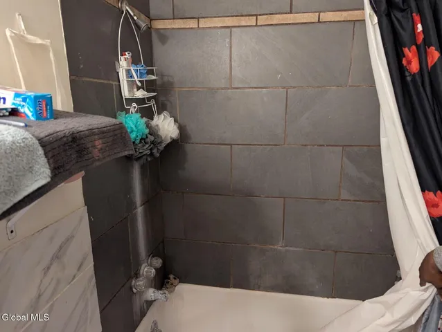 $155,000 | 636 Clinton Avenue, Albany, NY 12206