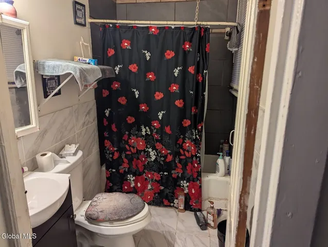 $155,000 | 636 Clinton Avenue, Albany, NY 12206