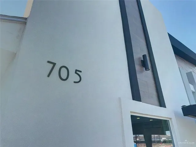 a view of a washer and dryer