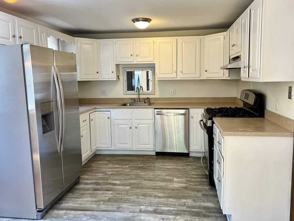 11 Togan Way Marblehead, MA 01945 - Photo 5 of 17