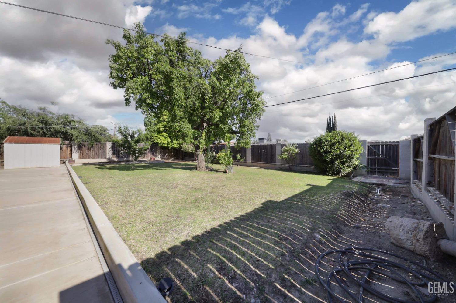 Undisclosed Address Bakersfield, CA 93305 - Photo 24 of 33 a view of outdoor space