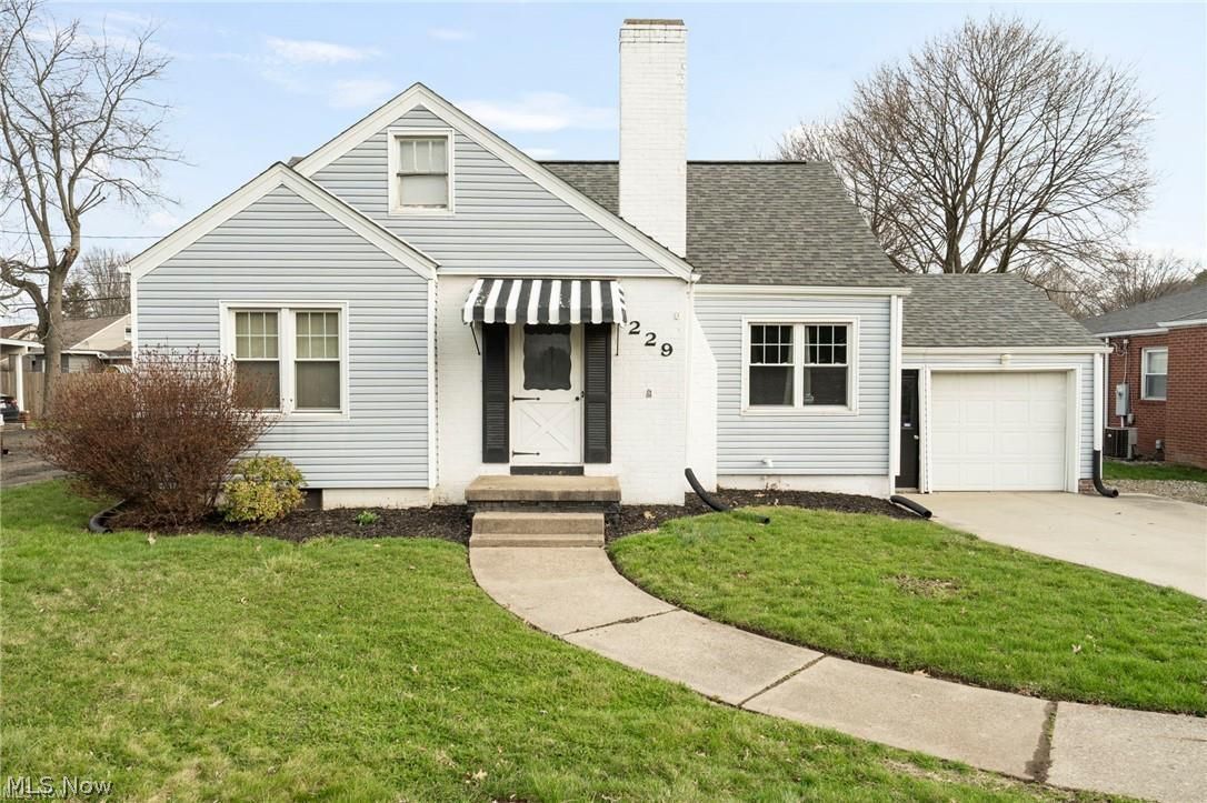 229 Everhard Road Southwest North Canton, OH 44709 - Photo 1 of 23 Gallery Image 1