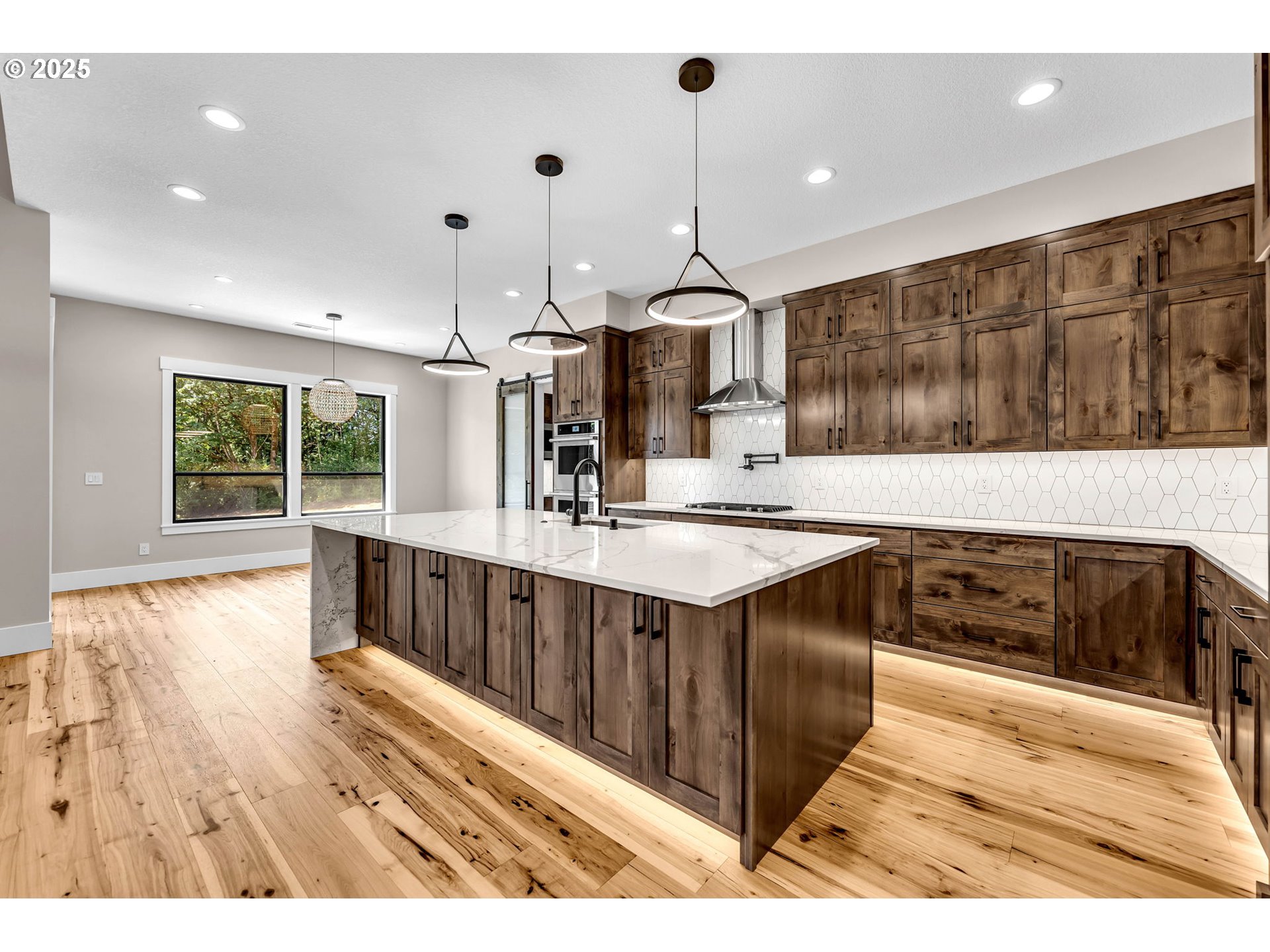 19005 Northeast 139th Street Brush Prairie, WA 98606 - Photo 14 of 48