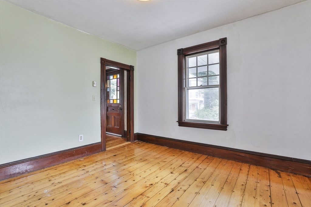 311 Water Street Clinton, MA 01510 - Photo 18 of 36