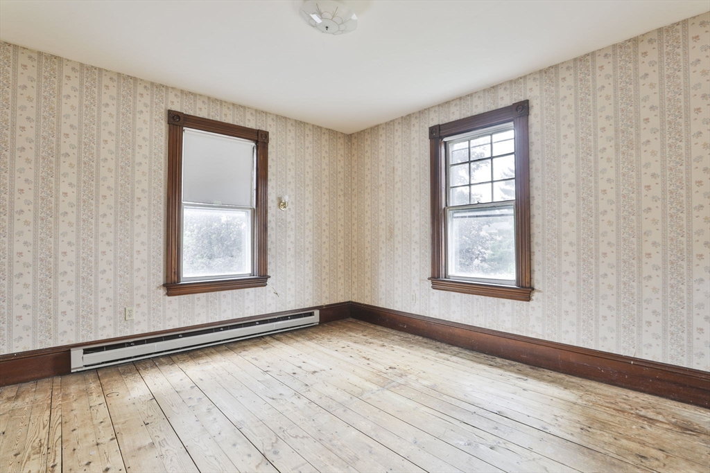 311 Water Street Clinton, MA 01510 - Photo 22 of 36