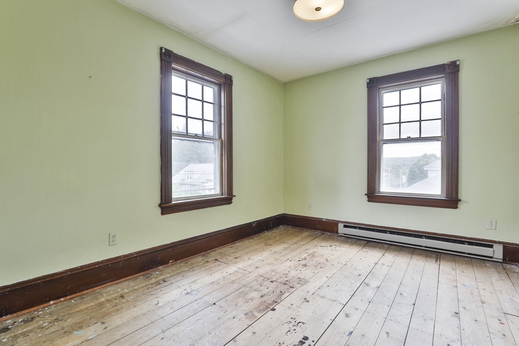 311 Water Street Clinton, MA 01510 - Photo 26 of 36