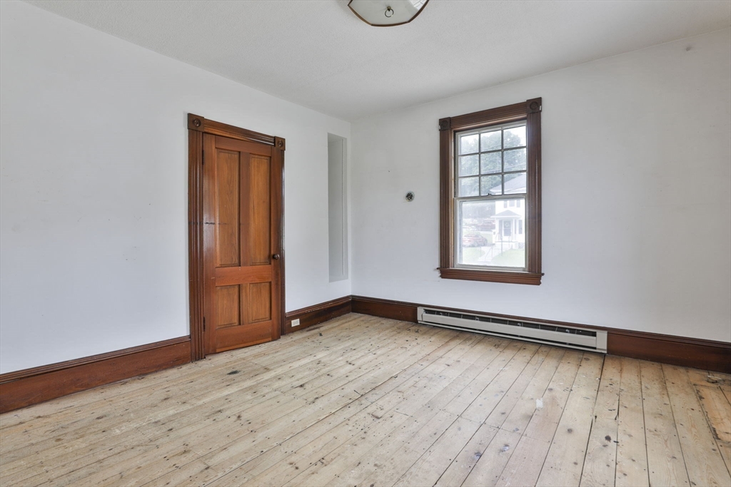 311 Water Street Clinton, MA 01510 - Photo 28 of 36