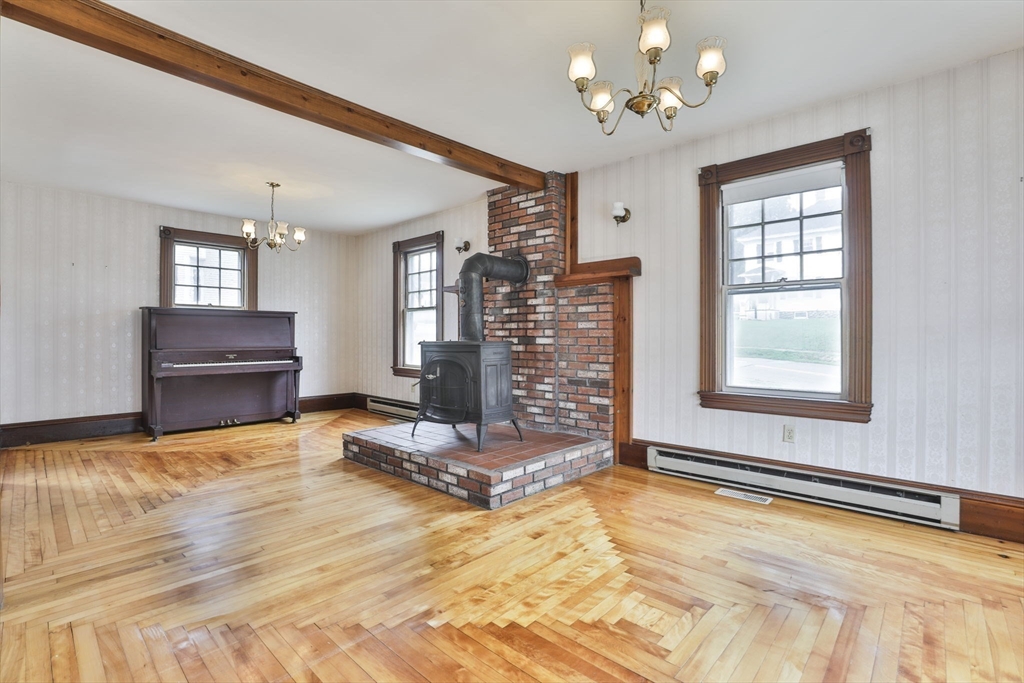 311 Water Street Clinton, MA 01510 - Photo 6 of 36