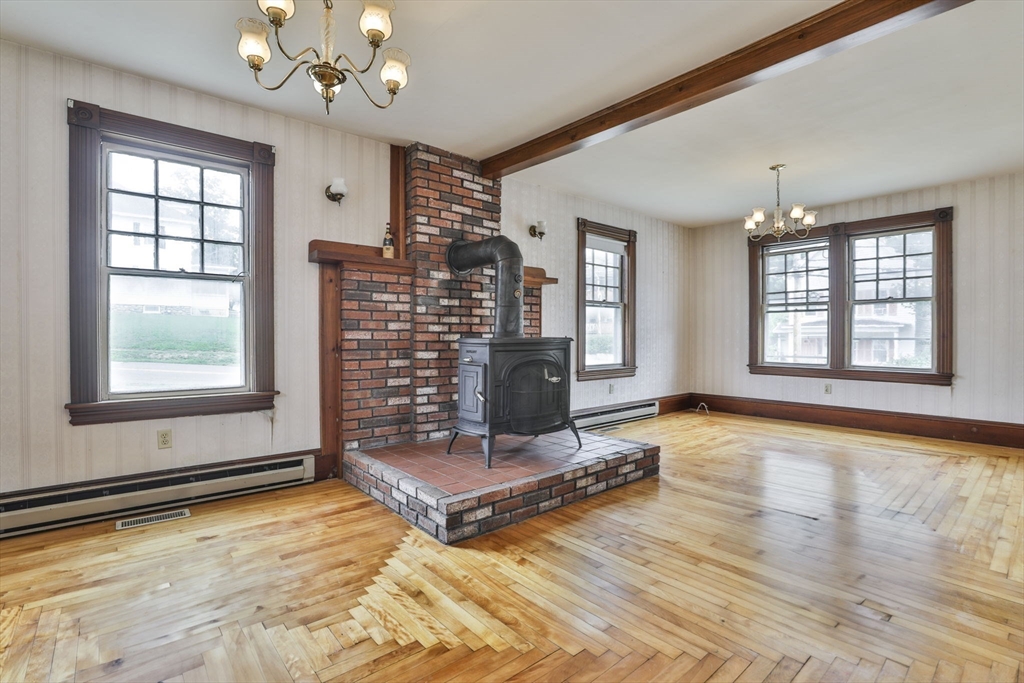 311 Water Street Clinton, MA 01510 - Photo 8 of 36