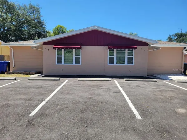 $2,395 | 611 Lyndhurst Street, Dunedin, FL 34698
