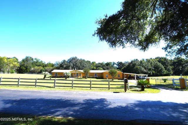 $525,000 | 3105 Southeast 29th Boulevard, Gainesville, FL 32641