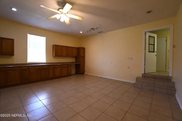 $525,000 | 3105 Southeast 29th Boulevard, Gainesville, FL 32641