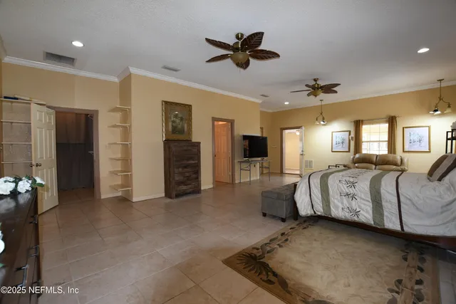 $525,000 | 3105 Southeast 29th Boulevard, Gainesville, FL 32641