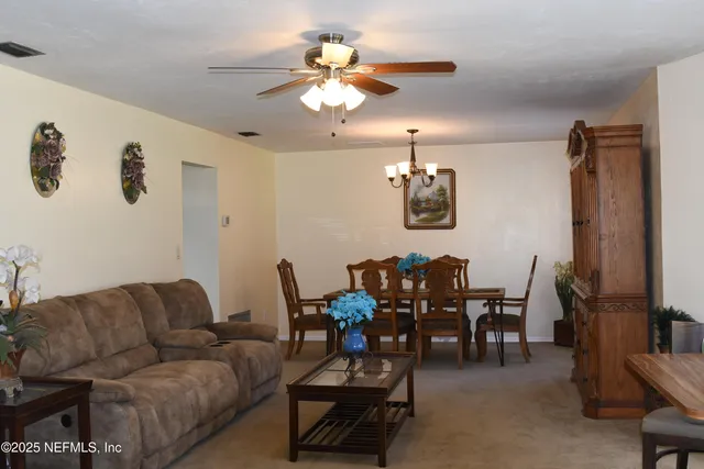 $525,000 | 3105 Southeast 29th Boulevard, Gainesville, FL 32641