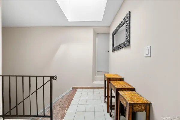 $2,850 | 402 Jericho Turnpike, Unit 4, New Hyde Park, NY 11040