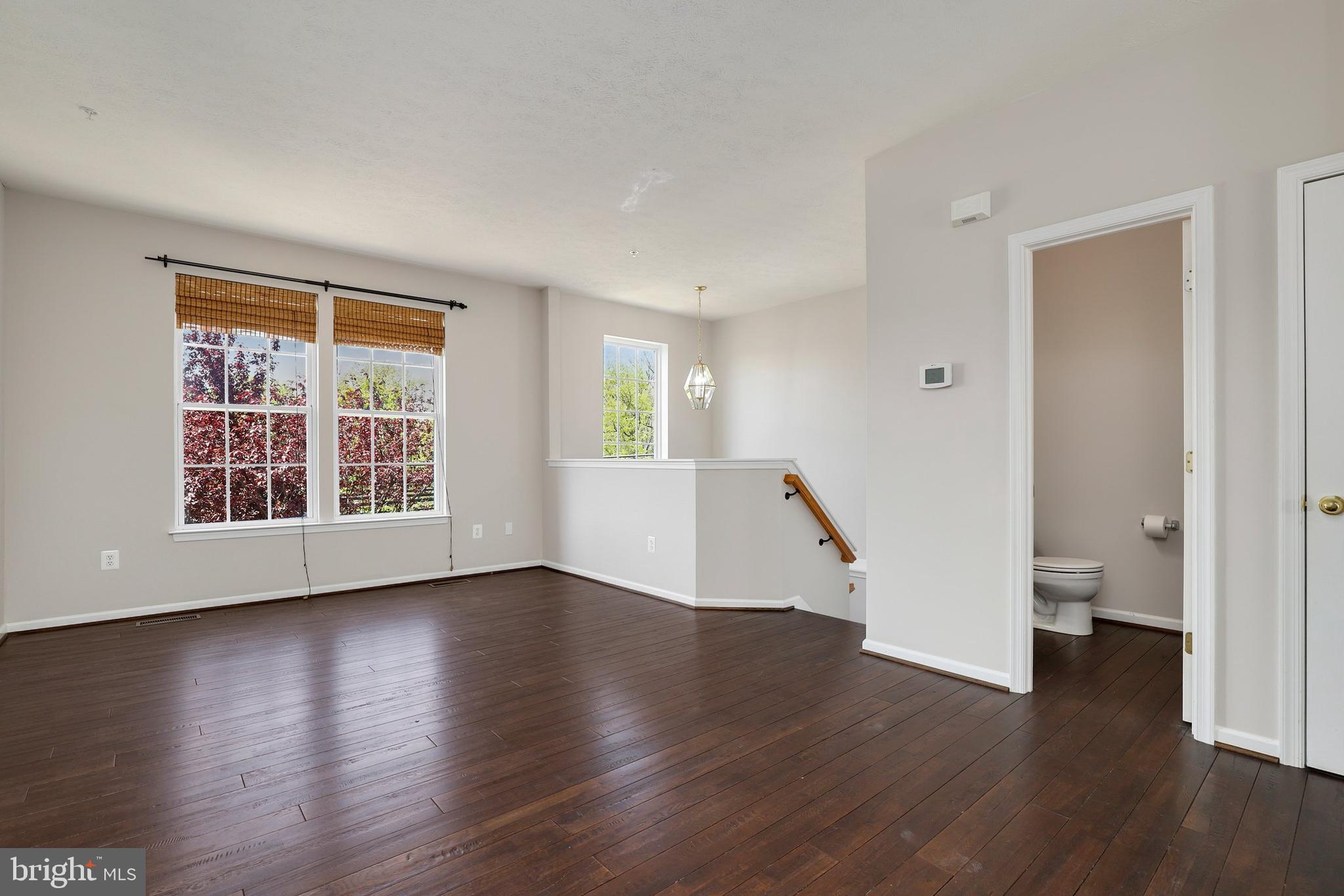 867 Middle River Road Baltimore, MD 21220 - Photo 4 of 30