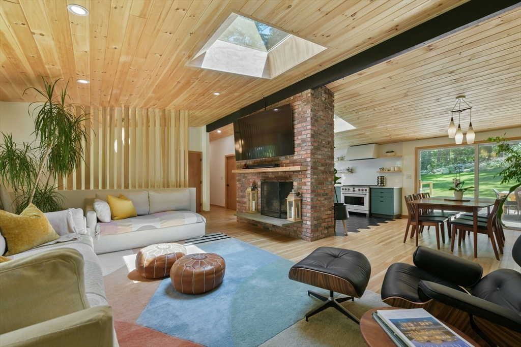 28 Joyce Road Wayland, MA 01778 - Photo 11 of 38 Gallery Image 11