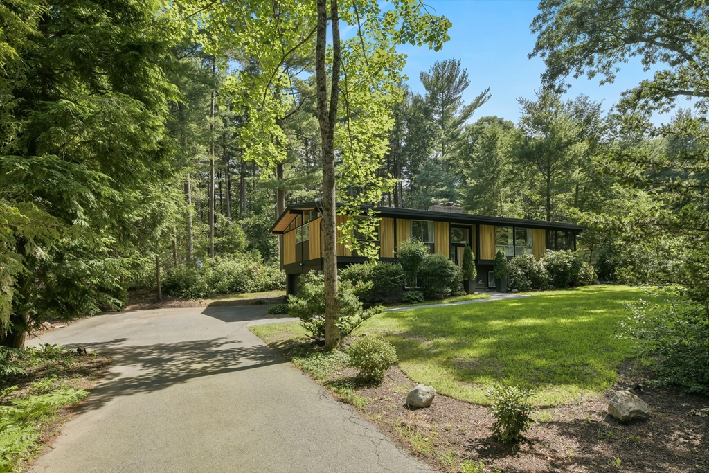 28 Joyce Road Wayland, MA 01778 - Photo 2 of 38 Gallery Image 2