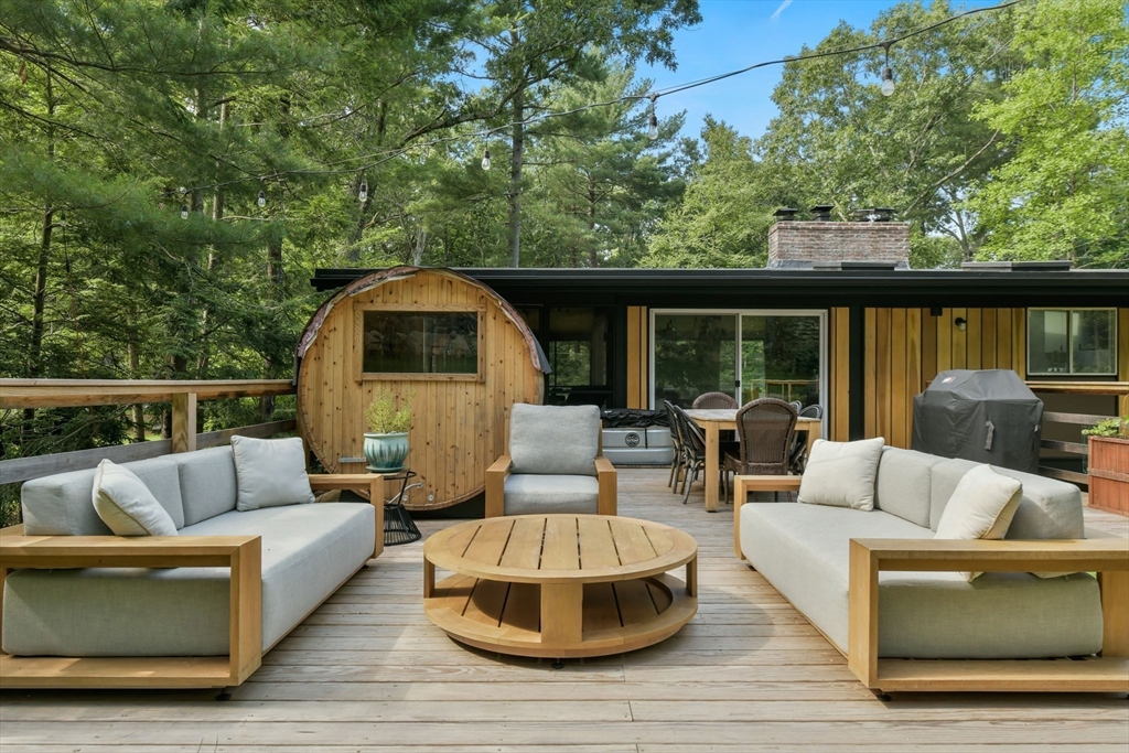 28 Joyce Road Wayland, MA 01778 - Photo 8 of 38 Gallery Image 8