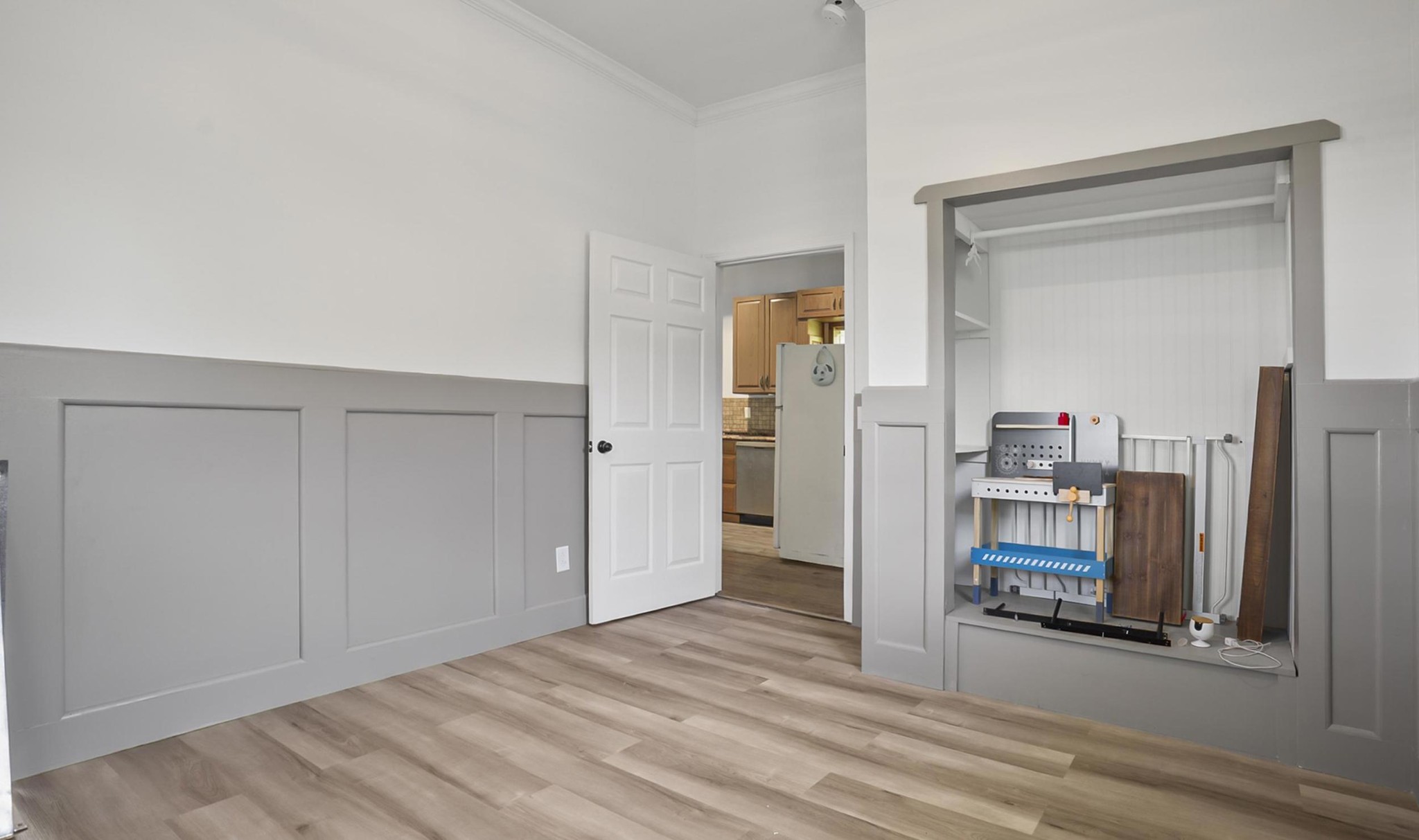1005 Birdwell Road Red Boiling Springs, TN 37150 - Photo 22 of 59 a view of a bedroom from a hallway