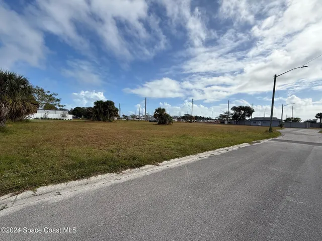 $250,000 | 1920 Magnolia Avenue, Melbourne, FL 32935