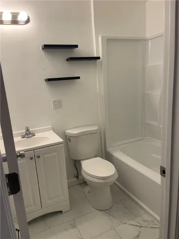 $2,600 | 193 Harrison Street, Unit 794, Pawtucket, RI 02860