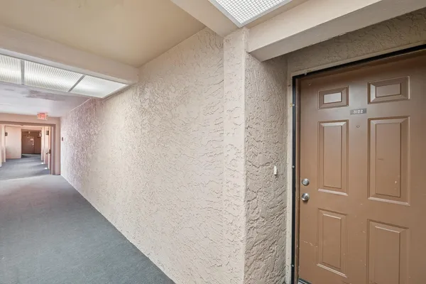 $1,900 | 540 North May, Unit 3122, Mesa, AZ 85201