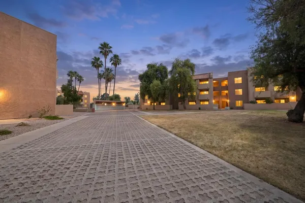 $1,900 | 540 North May, Unit 3122, Mesa, AZ 85201