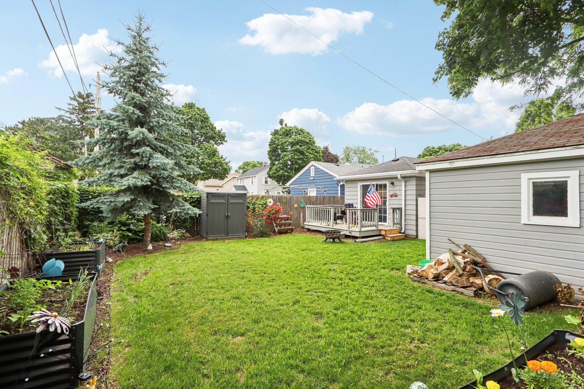 1104 Lathrop Avenue Racine, WI 53405 - Photo 21 of 22 41-web-or-mls-Lathrop Ave-S2606-041