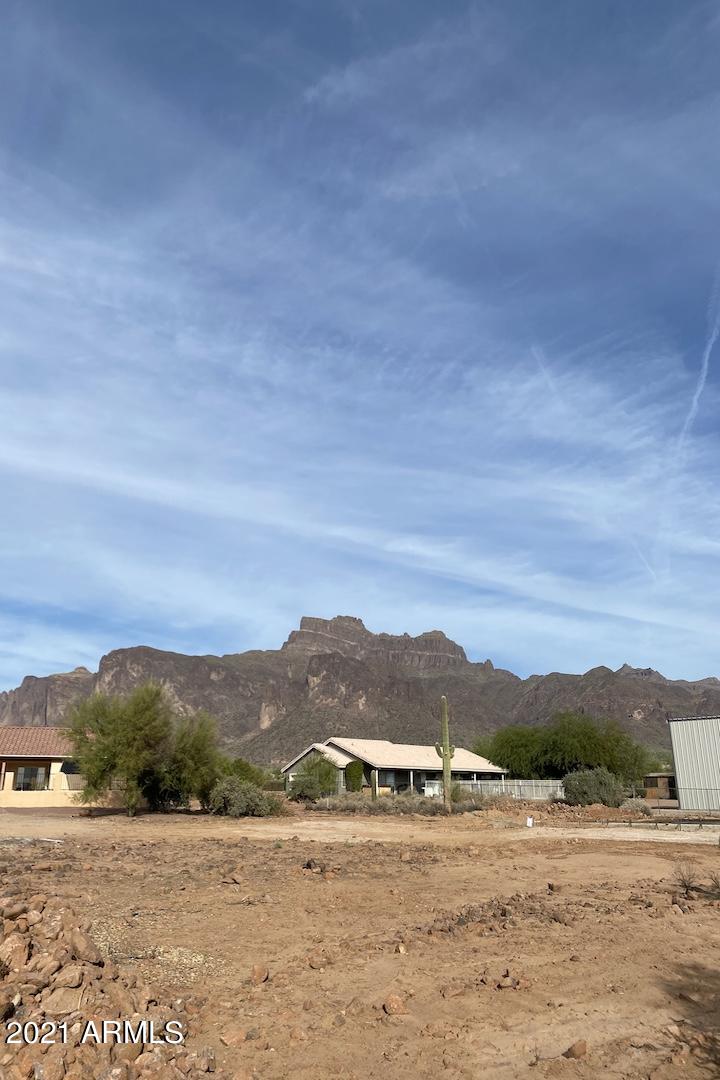 325 South Sunset Road Apache Junction, AZ 85119 - Photo 4 of 9 IMG_2848