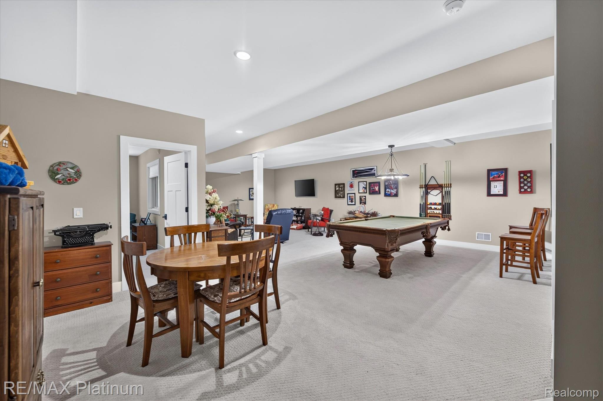 2676 Crooked Lake Road Howell, MI 48843 - Photo 40 of 60 39-2676-Crooked-Lake-Rd-Howell-WindowStill.jpg