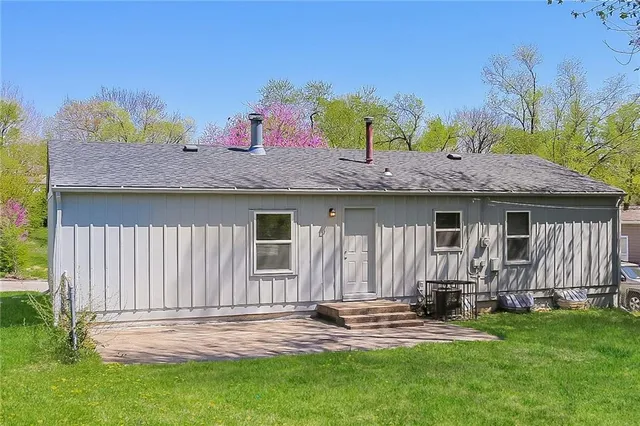 $1,415 | 9310 Lewis Avenue, Kansas City, MO 64138